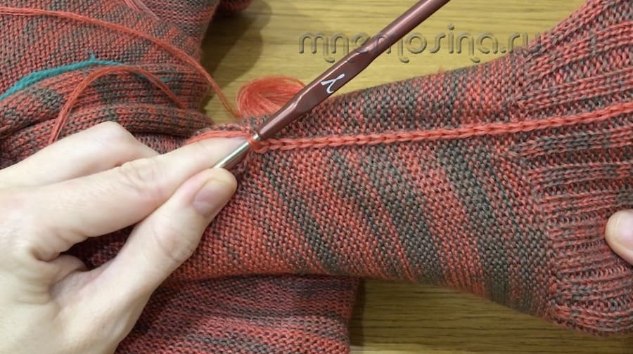 базовый вязаный свитер швы