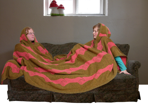 vik-prjonsdottir-blanket-knit-art.jpg