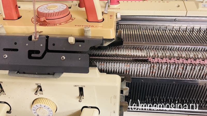Образец для вязания резинки гольфов на вязальной машине