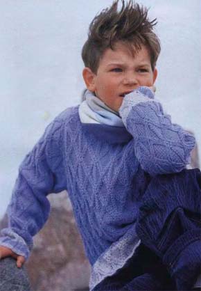Вязание для детей.  Пуловер с аранами на мальчика. Модель для вязания 7.
