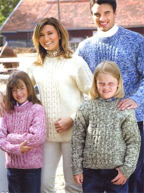 Вязание для всей семьи.  Пуловер с рельефным рисунком